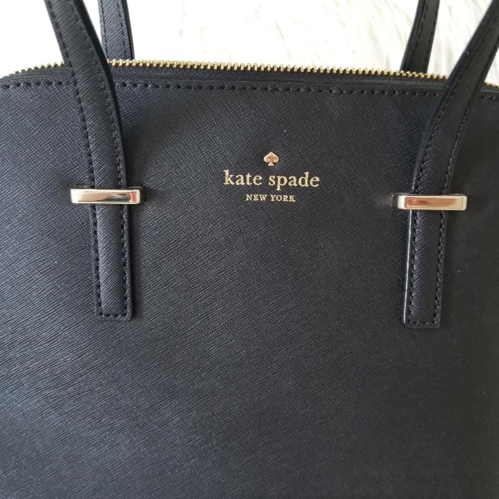 Kate Spade pebbled leather satchel (like new!)